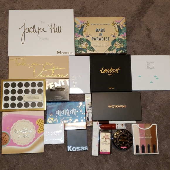Kylie Cosmetics Other - Big bundle of makeup